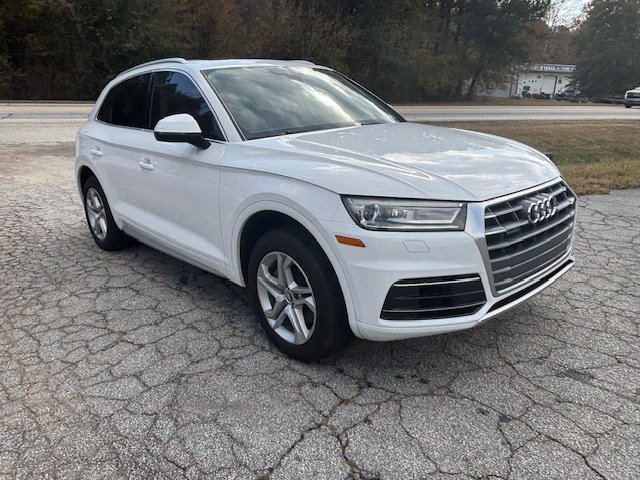 2019 Audi Q5 Premium's photo