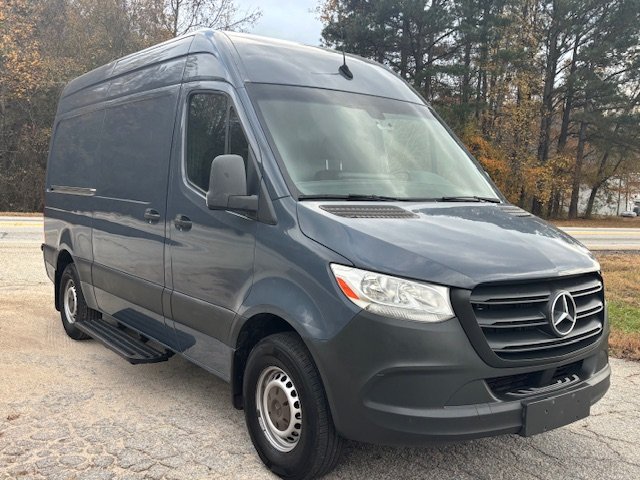 2019 Mercedes-Benz Sprinter Crew Van Base's photo