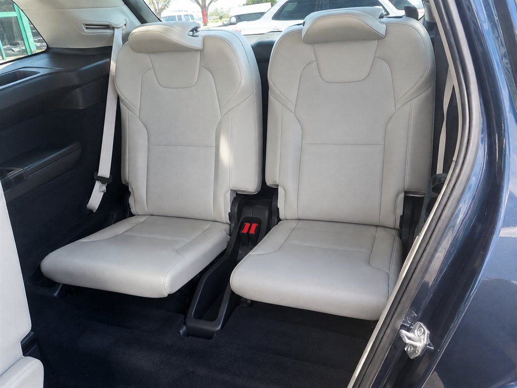 2020 Volvo XC90 Momentum - Photo 16